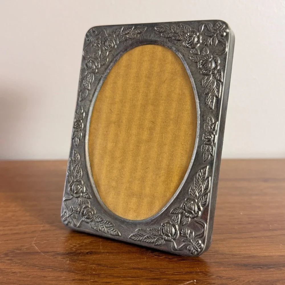 Vintage Ornate Silver Plated Rose Picture Frame Oval Photo Frame  Decor